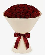 Букет 101 Бордовая роза Блэк Бакарра в Островном
