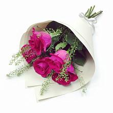 Букет цветов из:  Розы в Островном