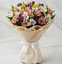 Букет цветов из:  Альстромерии в Островном