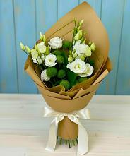 Букет цветов из:  Хризантемы и Лизиантусы #REPLACE_PRED# Островном