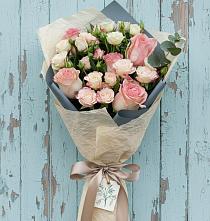 Букет цветов из:  Розы в Островном